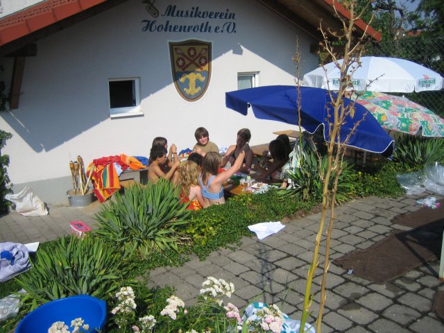 beachparty_13.jpg